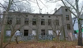 Opuszczona kamienica / dom. Przędzalniana 76/78.