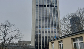 Była siedziba IX Liceum Ogólnokształcącego imienia Klementyny Hoffmanowej,