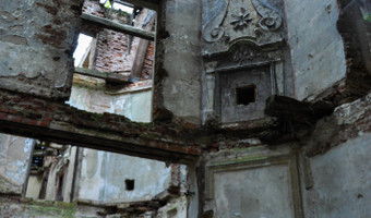 Opuszczony pałac rodu von kospoth, brzezinka