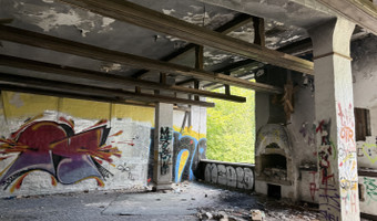 Opuszczony ośrodek wypoczynkowy Wieżyca,