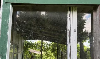 Opuszczone domki letniskowe - zdjęcie 3/4