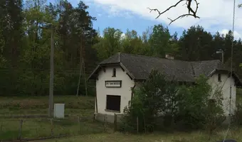 Opuszczony dworzec kolejowy - zdjęcie 2/4