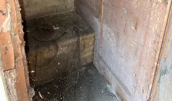 Opuszczona kamienica - zdjęcie 4/4