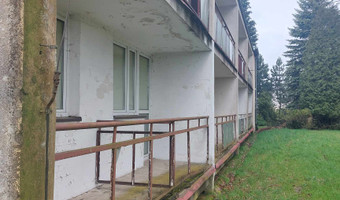 Opuszczony zespół szkół rolniczych i internat w dobczycach