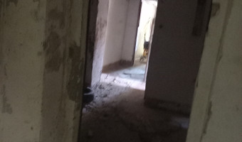 Opuszczony szpital psychiatryczny/szkoła