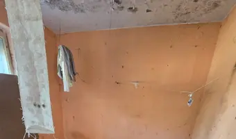 Opuszczona melina - zdjęcie 3/4