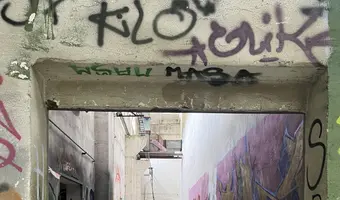 Opuszczony zakład przemysłowy