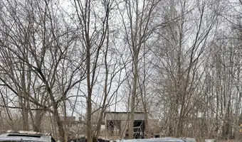 Opuszczony mechanik samochodowy - zdjęcie 4/4