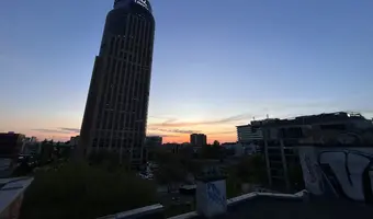 Duży blok mieszkalny, Warszawa