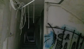 Opuszczony dom opieki seniora