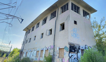 Opuszczona stacja kolejowa gołąbki