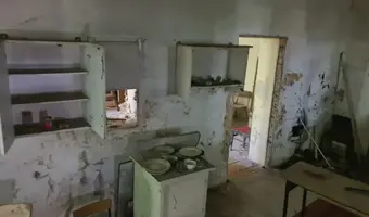 Opuszczony sierociniec, Wierzchucinek
