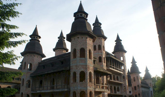 Zamek w Łapalicach, Łapalice