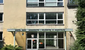 Opuszczony  zespół szkół rolniczych i internat  w Dobczycach