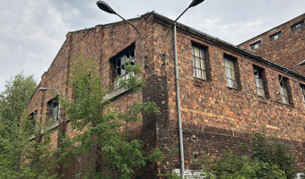 Zbiorniki oraz budynek