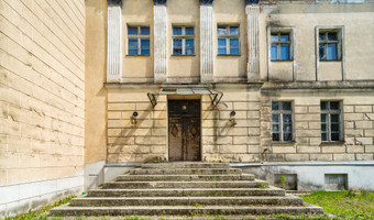 Pałac w Parzęczewie.,