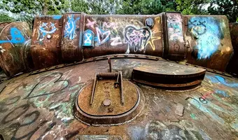 Schron z wieżą radarową 13. BAS