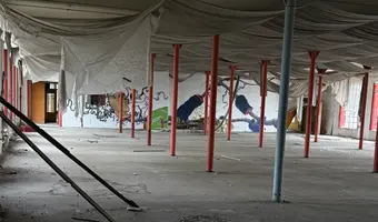 Opuszczony budynek wielofunkcyjny, Łódź