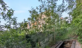 Pozostałości po bocznicy kolejowej