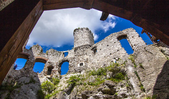 Ruiny zamku w Podzamczu, Podzamcze,
