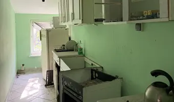Opuszczony komis