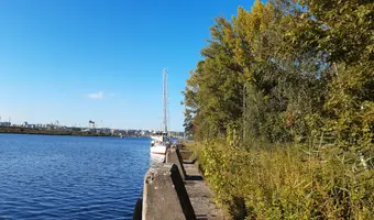 Opuszczone kąpielisko miejskie