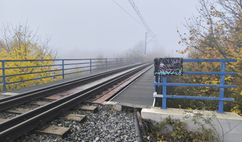 Opuszczony most.
