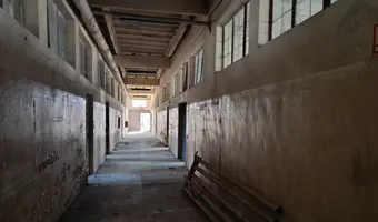 Opuszczony budynek szpitala