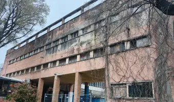 Opuszczone skrzydło hali sportowej zadar - zdjęcie 3/4