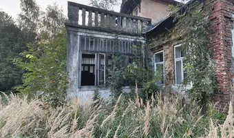 Dwór w Pisarzowicach