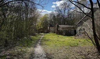 Brama pałacowa z piekarnią i stajnią - zdjęcie 2/4