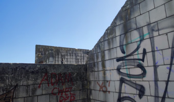 Opuszczone bloki emaus