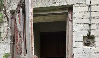 Opuszczone budynki - zdjęcie 3/4