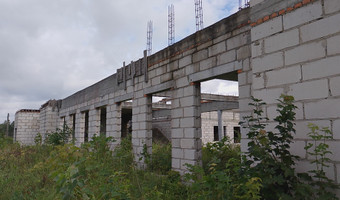 Niedokończony hotel