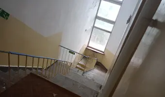 Centrum handlowe dojlidy (Biurowiec)