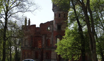 Ruiny pałacyku z 1595r, Runowo Krajeńskie,
