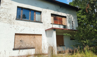 Opuszczona ferma drobiu niegowoniczki