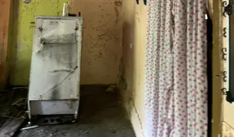 Mały Opuszczony Domek