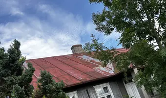 Opuszczony dom - zdjęcie 2/3