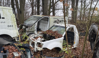 OPUSZCZONY SKLEP Z PŁYTKAMI,