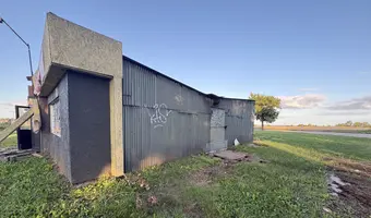 Opuszczony sklep z meblami