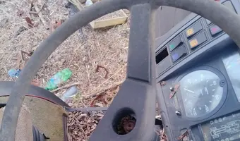 Opuszczony pickup przy anilanie, Łódź - zdjęcie 4/4