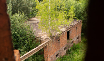 Chata drakuli (i cegielnia)