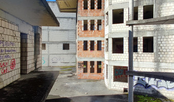Opuszczone bloki emaus
