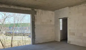 Niedokończony dom - zdjęcie 3/4