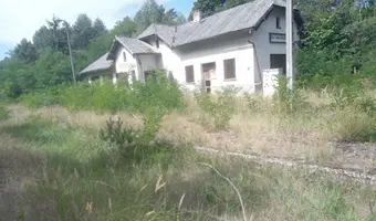 Opuszczona stacja kolejowa tama brodzka - photo 2/4