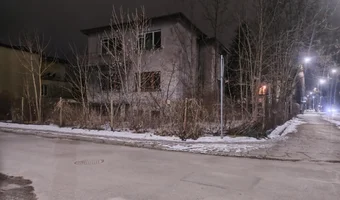 Dom z widokiem na cmentarz