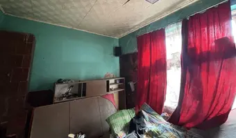 opuszczona kamienica przy tauron arenie