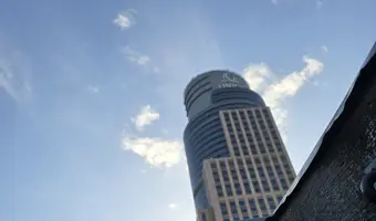 Duży blok mieszkalny, Warszawa