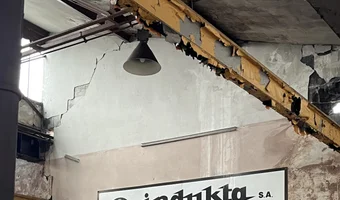 Opuszczona fabryka maszyn elektrycznych indukta s. a.